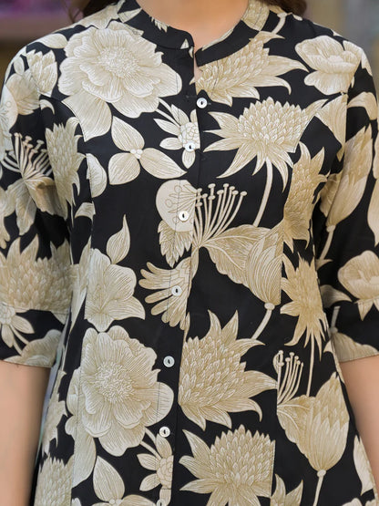 Effortlessly Elegant – Cutyful Black Floral A-Line Rayon Top